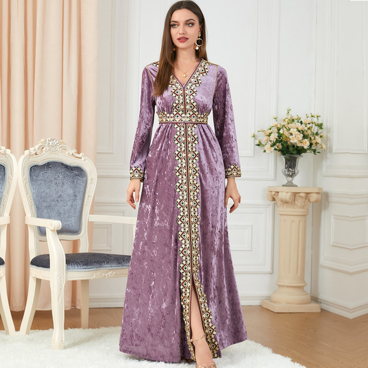 Muslim women's autumn and winter new loose fitting V-neck high-end women's long sleeved golden velvet dress