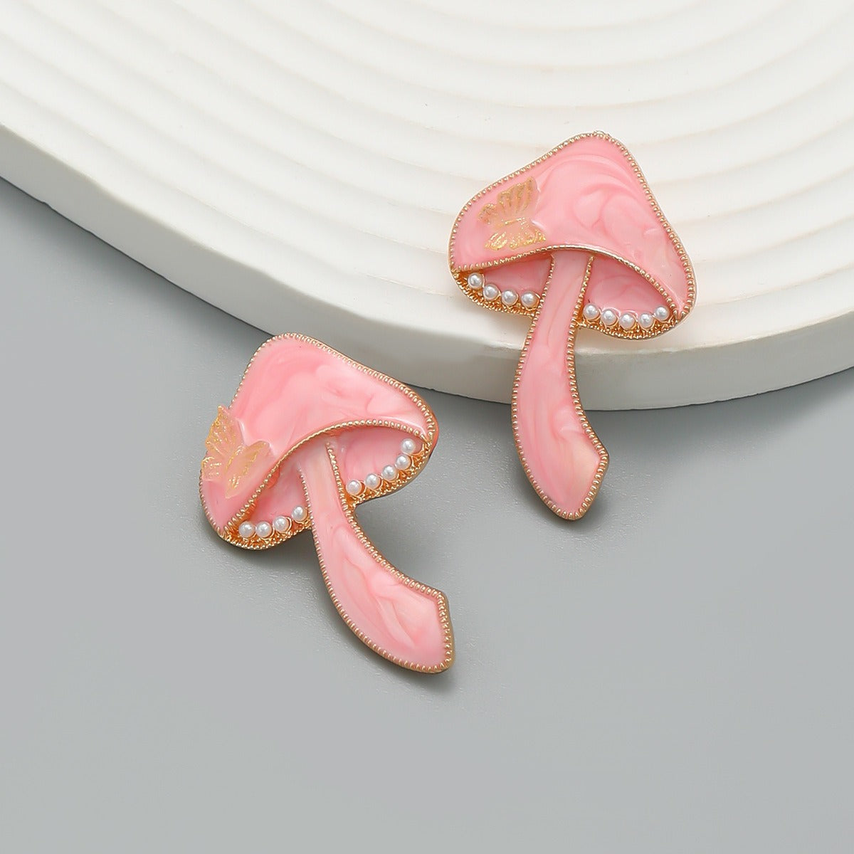 Trippy - Female fashion mushroom earrings for earrings