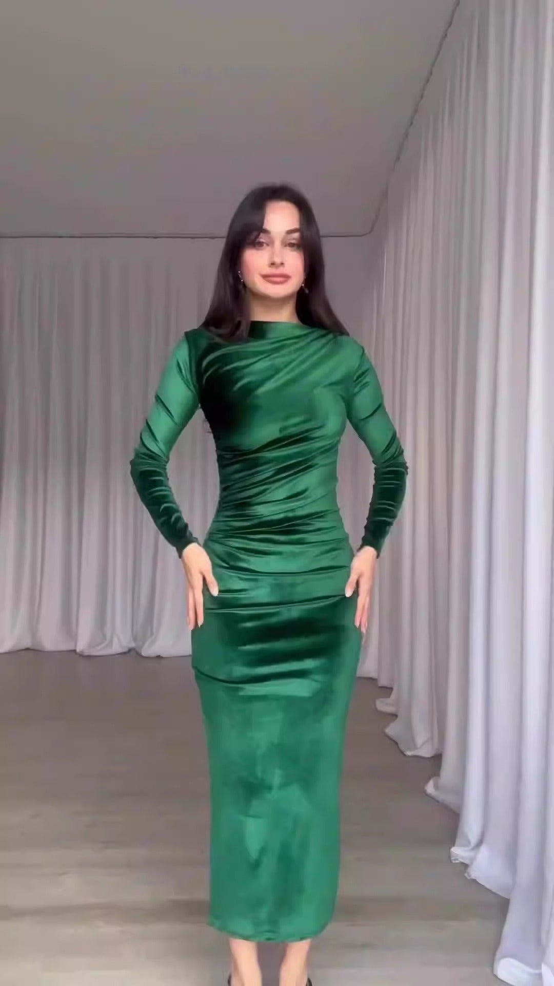 Velvet Niche: Valentine's Day Edition - Noble velvet slim fit sexy high slit dress