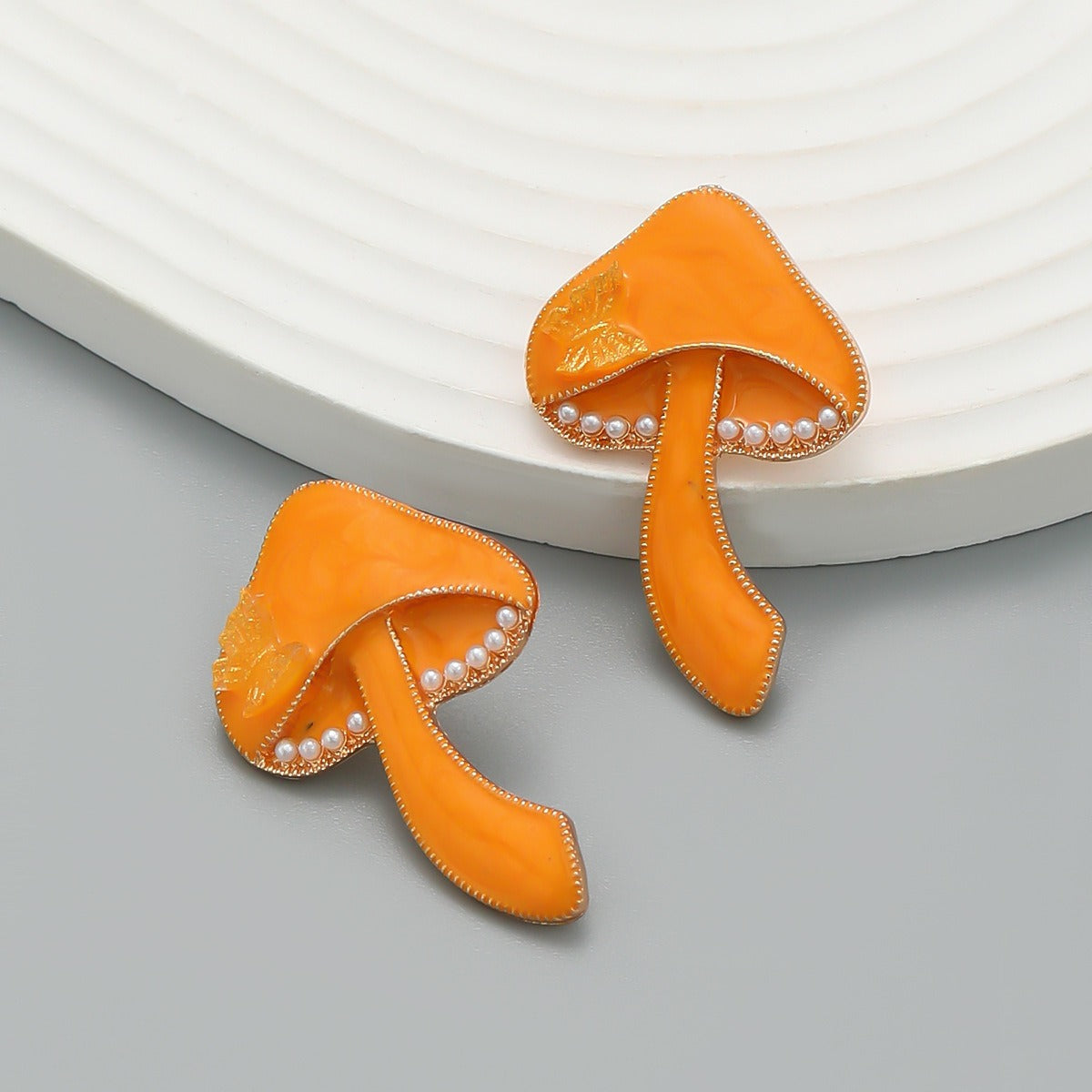 Trippy - Female fashion mushroom earrings for earrings