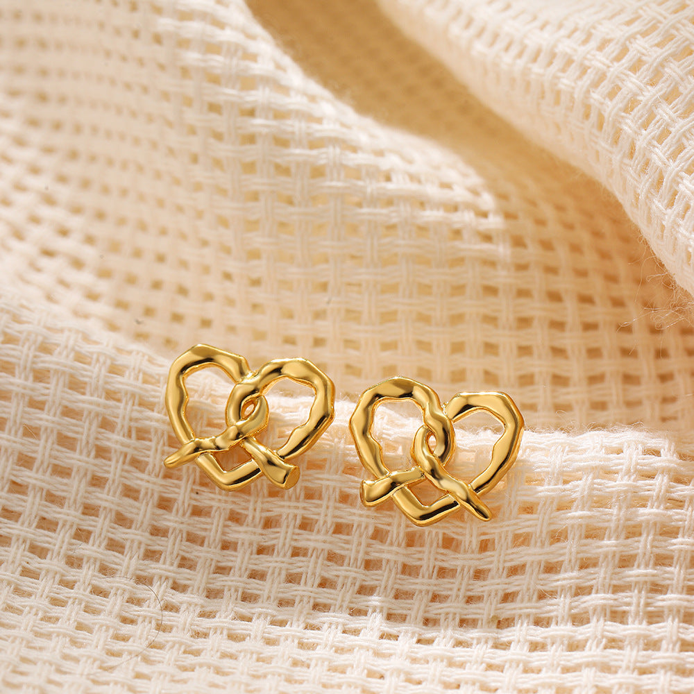 Pretzel Wetzel - Metal Cold Wind Heart Earrings Female Niche Design Personalized Earrings