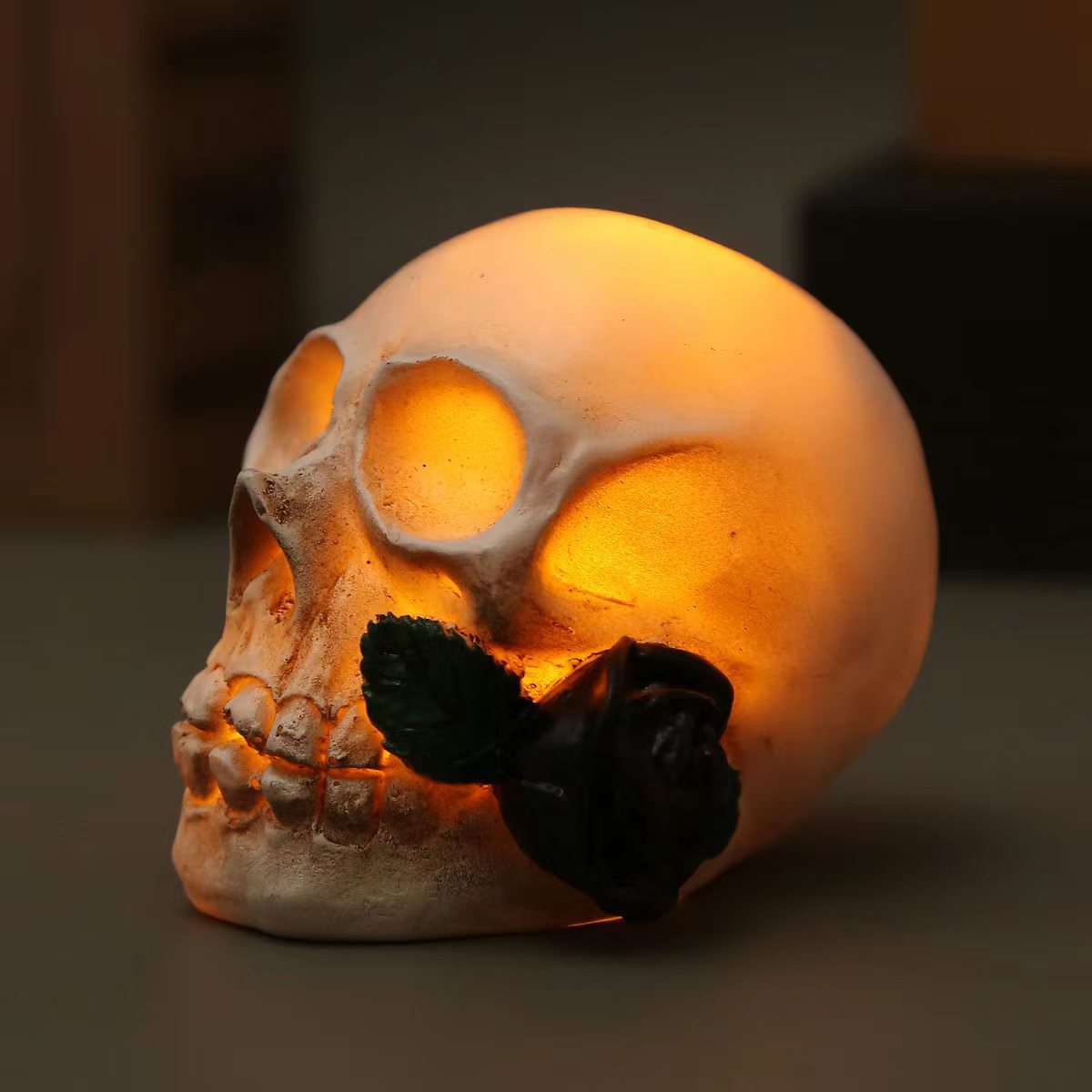 Halloween ornaments, skull headlights, Ghost Festival resin skull ornaments, bar LED decorative props, pumpkin lamps